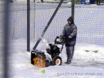 Снегоуборочная техника на футбольном стадионе "Металлист"